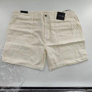 Joe's Jeans Fatigue Short Size 42 Color Chalk